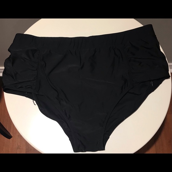 Black high waisted bikini bottoms - Picture 2 of 3